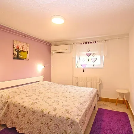 Fuer 4 Personen Ca 25 Qm In Fazana, Istrien Istrische Riviera Apartment *